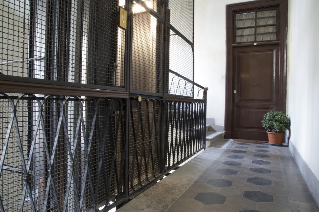 Ferienwohnung Cairoli Interno 9A - La Sapienza - Termini Station Rom Exterior foto